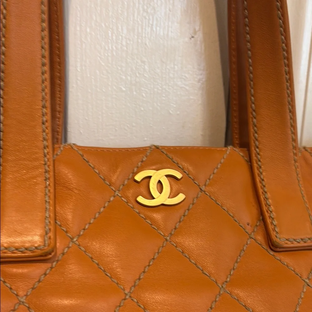 Chanel Tan Quilted Leather Tote Bag - Picture 2 of 10